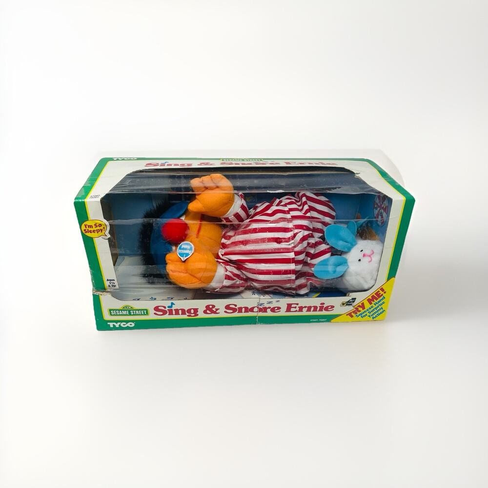 NEW IN BOX Vintage TYCO 1996 Sing and Snore ERNIE Sesame Street Collector Item
